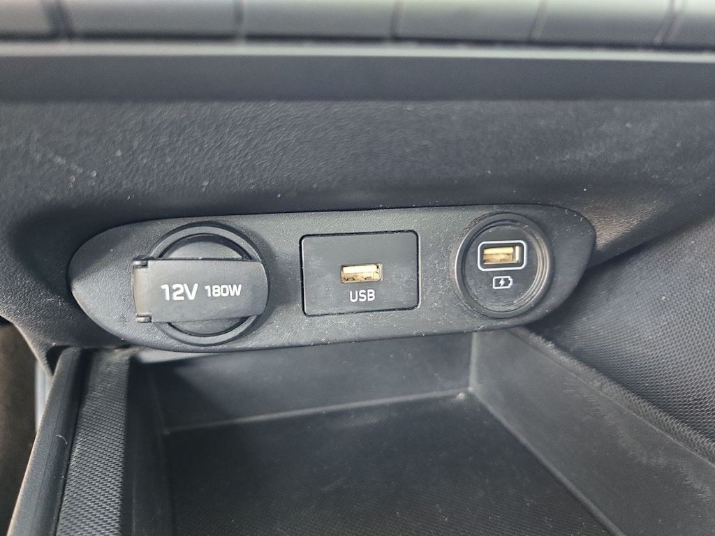 Thumbnail: 2021 Hyundai Elantra - 29
