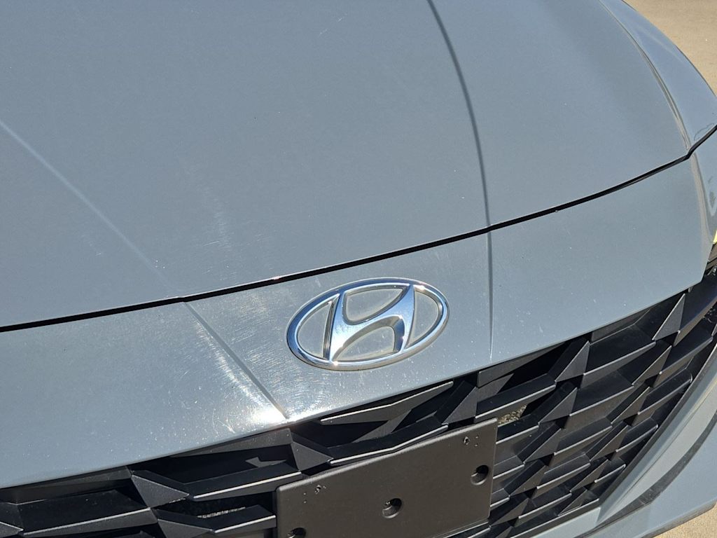 Thumbnail: 2021 Hyundai Elantra - 7