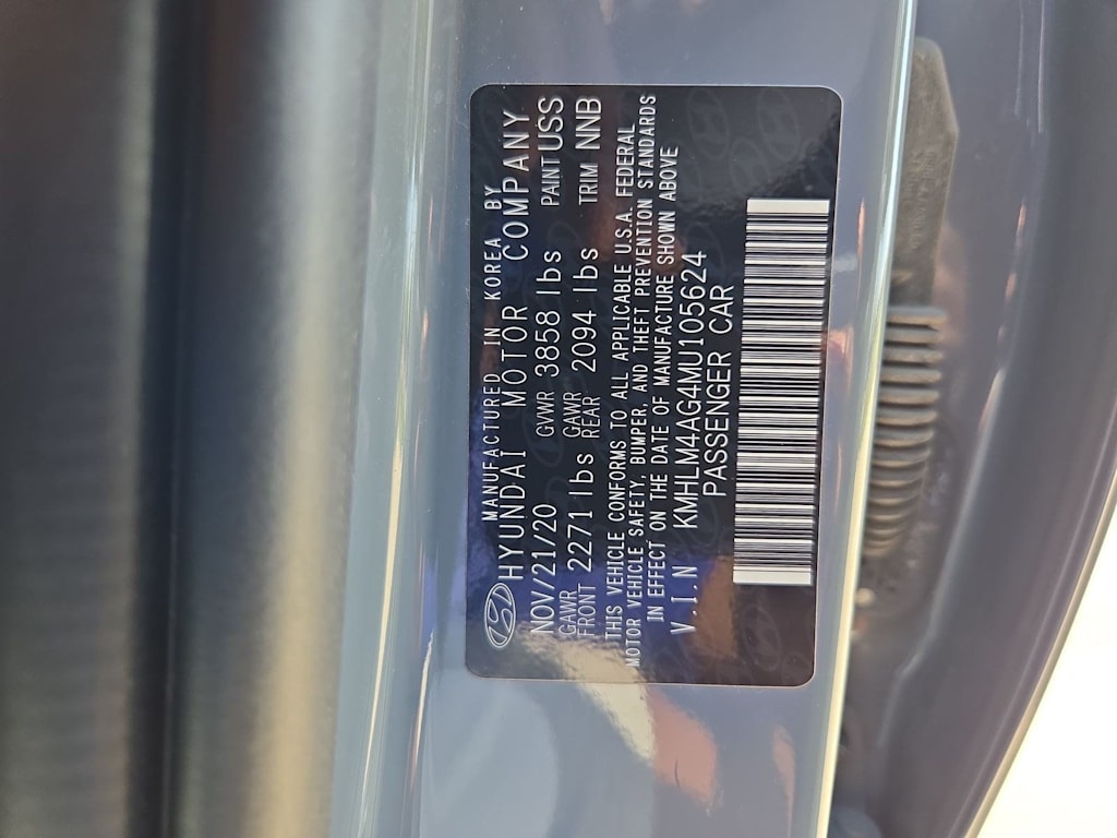 Thumbnail: 2021 Hyundai Elantra - 17