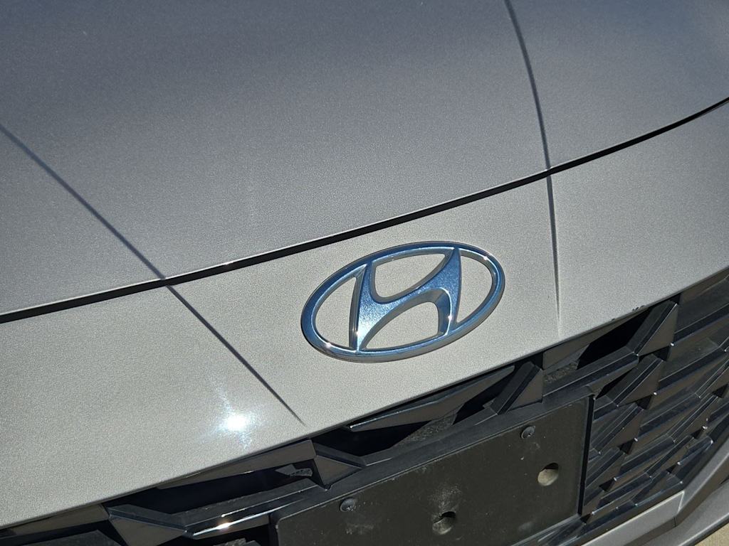 Thumbnail: 2023 Hyundai Elantra - 22