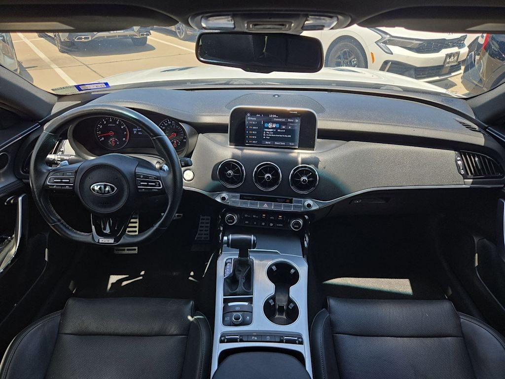 Thumbnail: 2020 Kia Stinger - 9