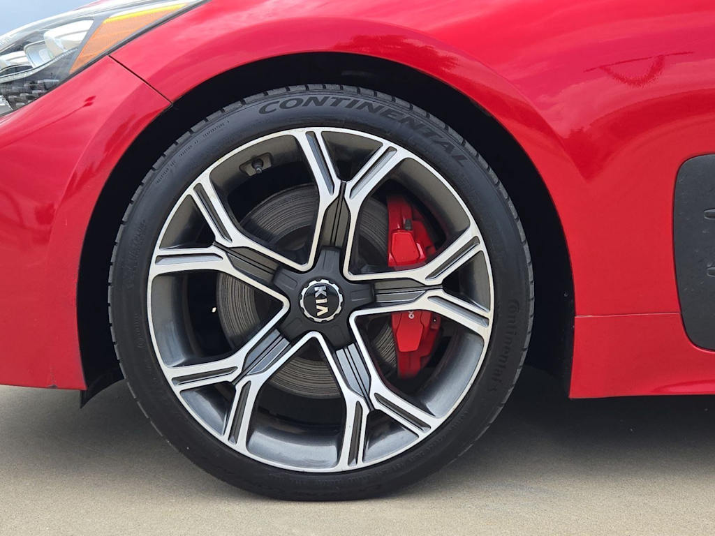 Thumbnail: 2018 Kia Stinger - 8