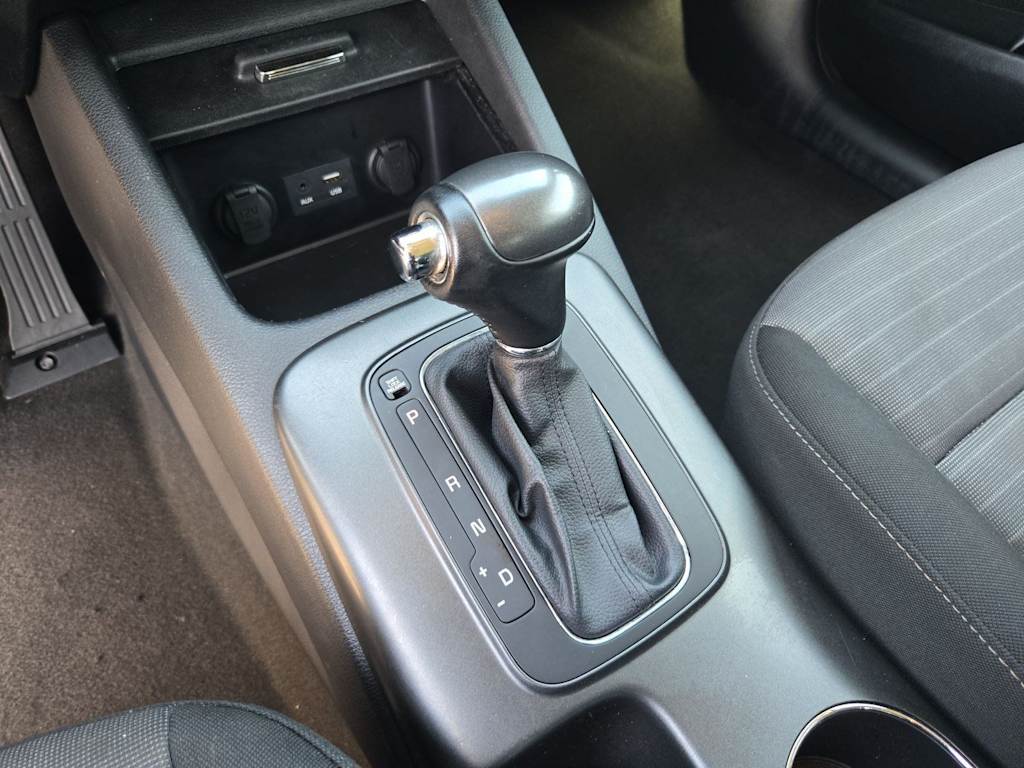 Thumbnail: 2016 Kia Forte - 29