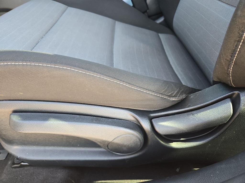 Thumbnail: 2016 Kia Forte - 23