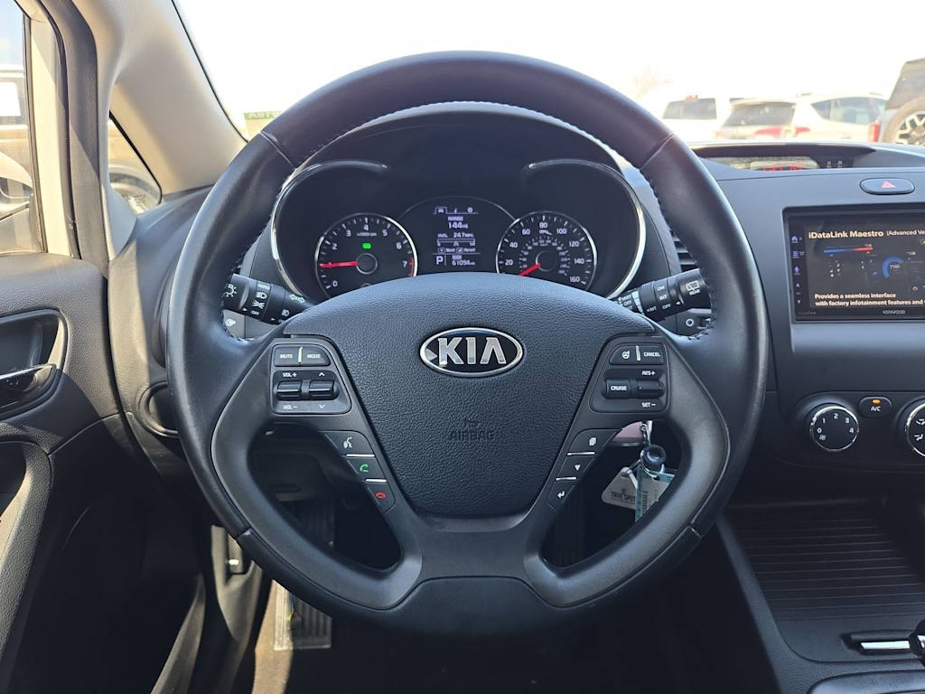 Thumbnail: 2016 Kia Forte - 13