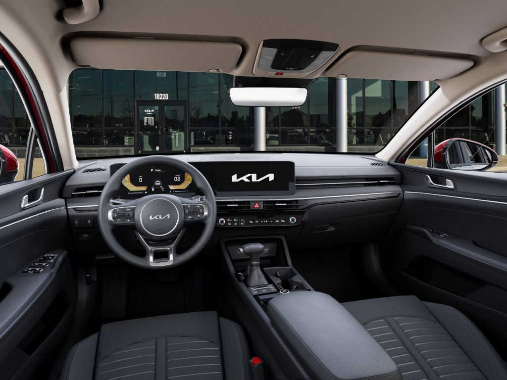 Thumbnail: 2025 Kia K5 - 2