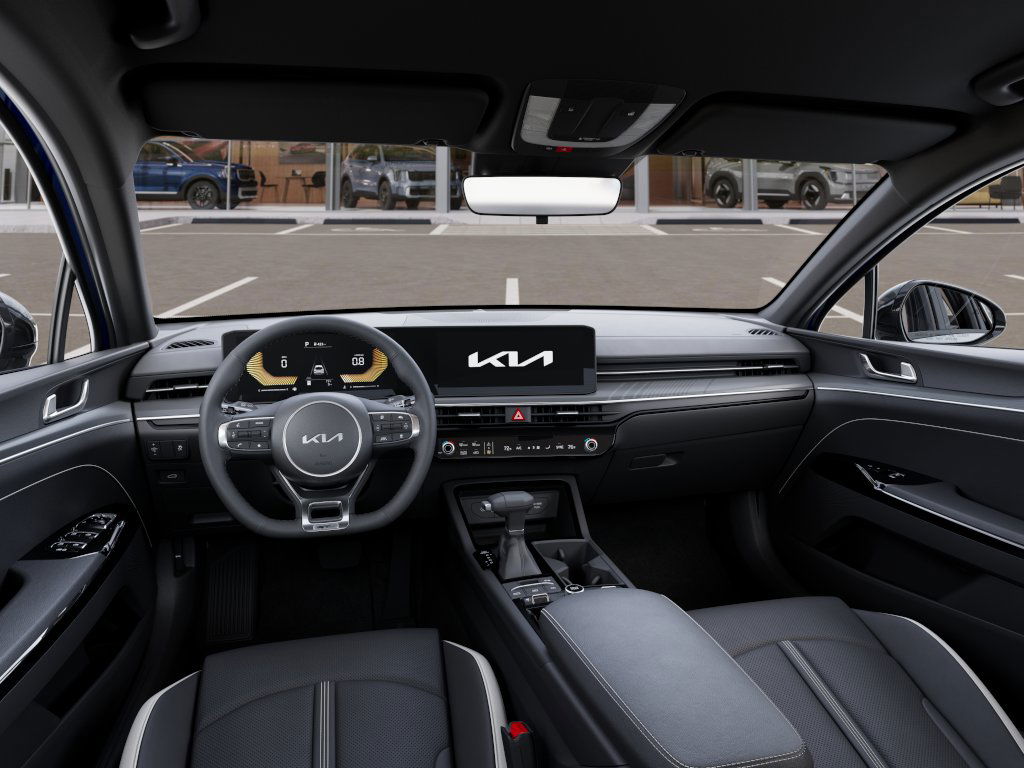 Thumbnail: 2025 Kia K5 - 2