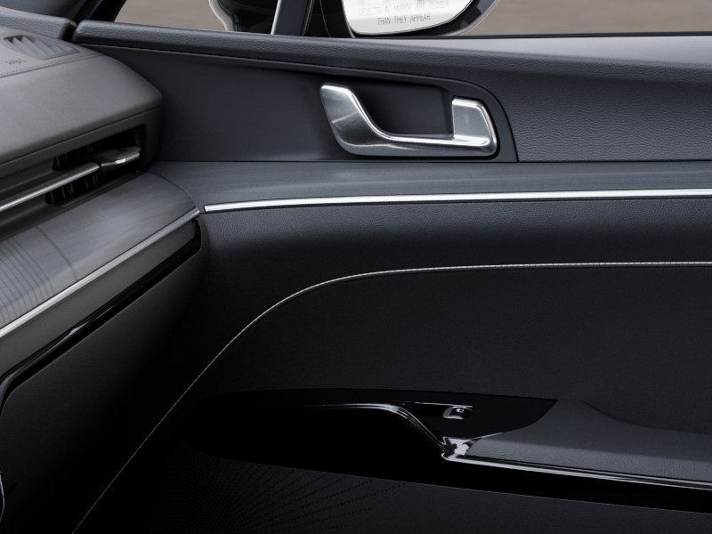 Thumbnail: 2025 Kia K5 - 25