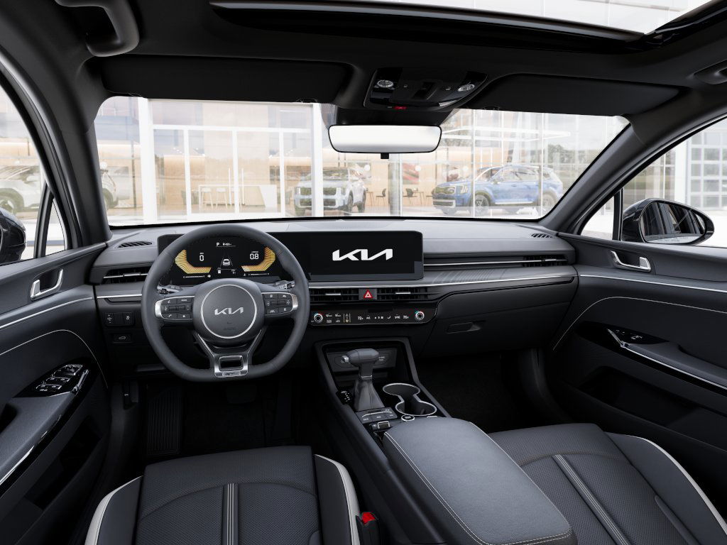 Thumbnail: 2026 Kia K5 - 2