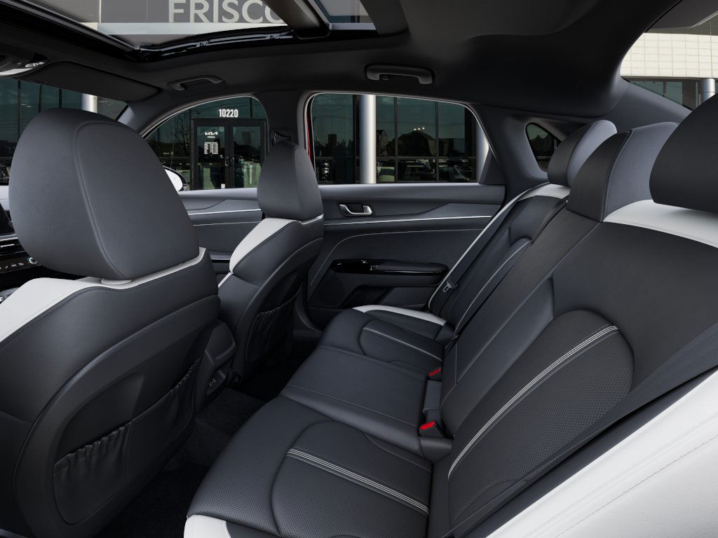 Thumbnail: 2025 Kia K5 - 9