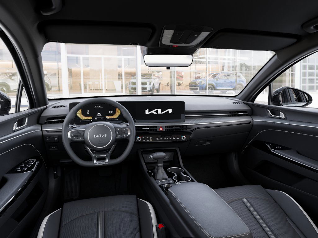 Thumbnail: 2026 Kia K5 - 2