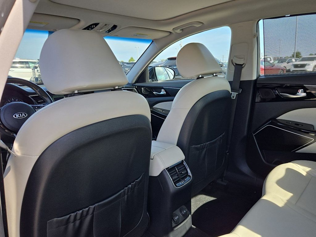 Thumbnail: 2018 Kia Cadenza - 12