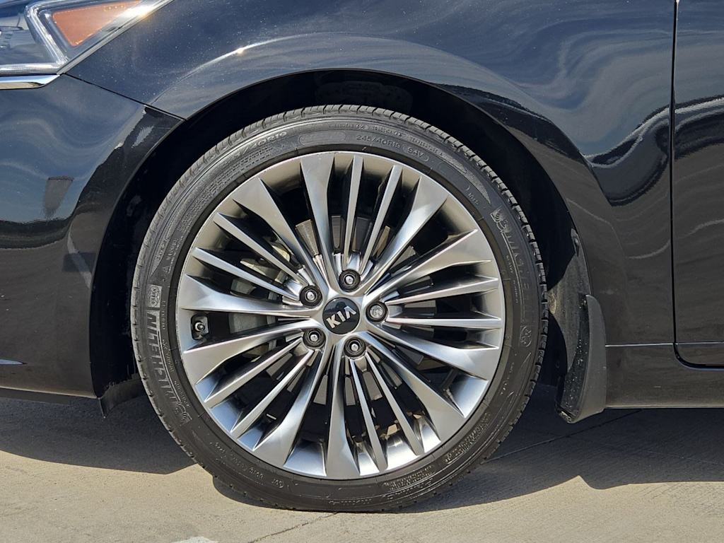 Thumbnail: 2018 Kia Cadenza - 8