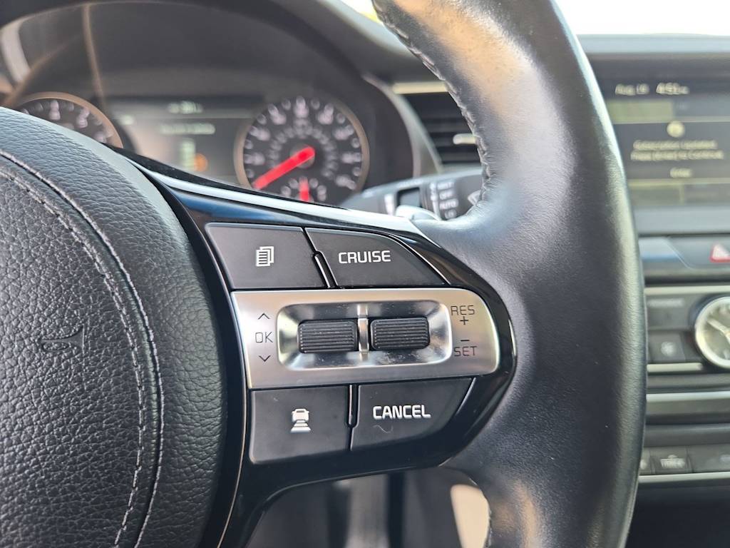 Thumbnail: 2018 Kia Cadenza - 30