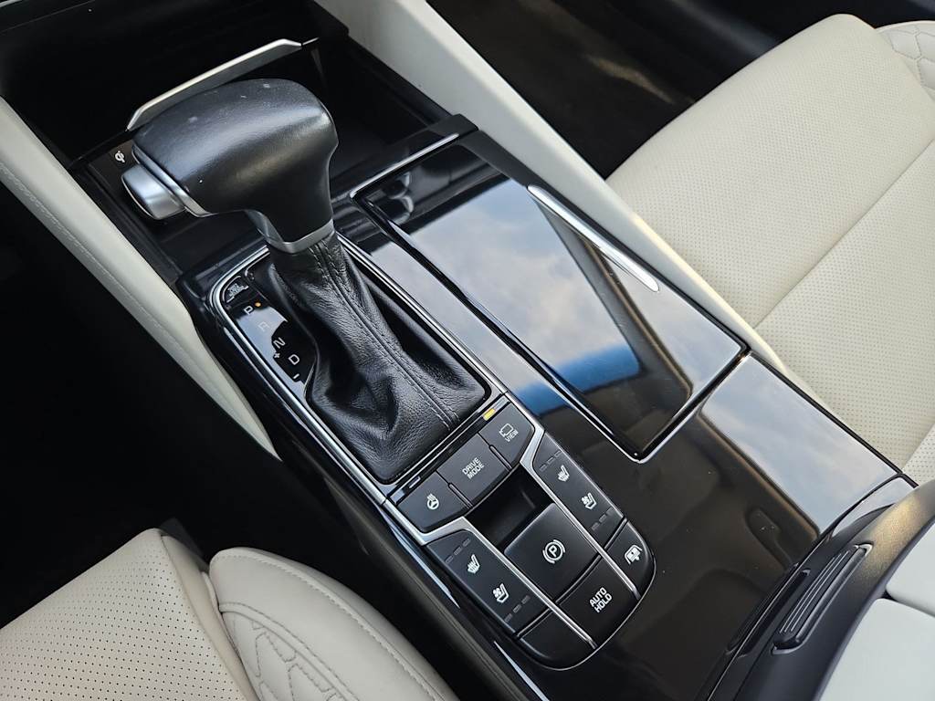 Thumbnail: 2018 Kia Cadenza - 36