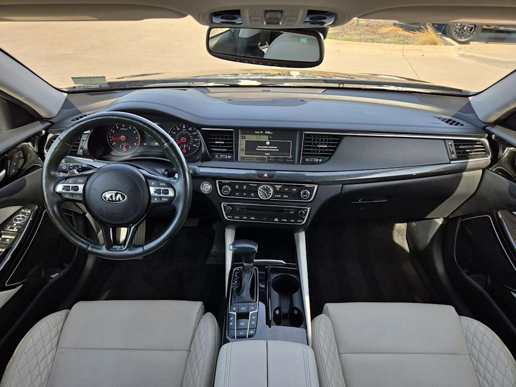 Thumbnail: 2018 Kia Cadenza - 9