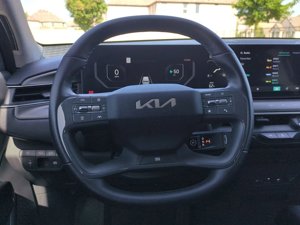 Thumbnail: 2024 Kia EV9 - 13