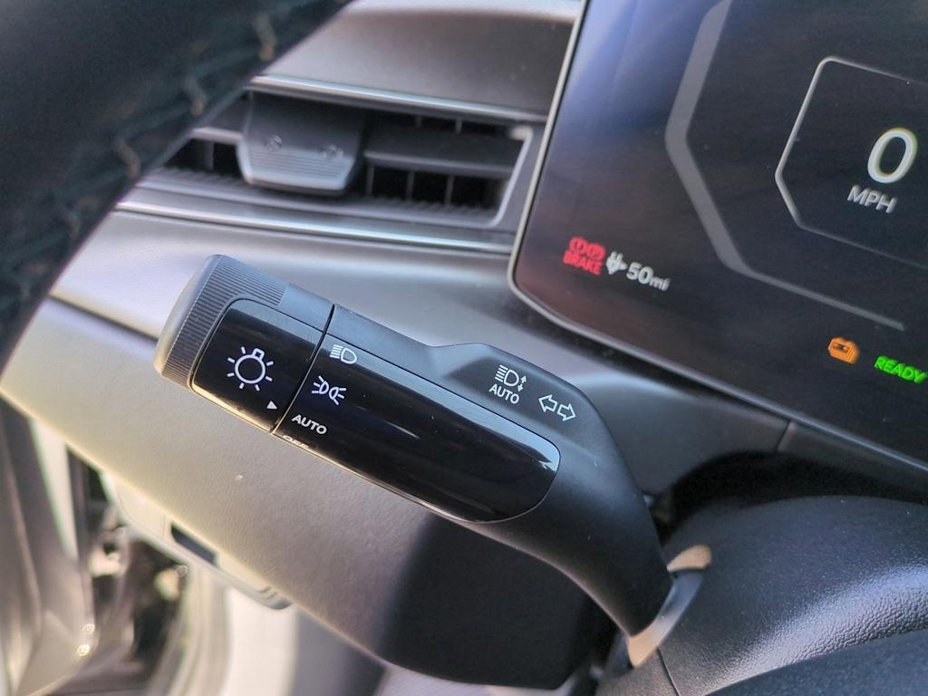 Thumbnail: 2024 Kia EV9 - 27