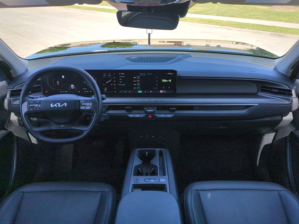 Thumbnail: 2024 Kia EV9 - 9