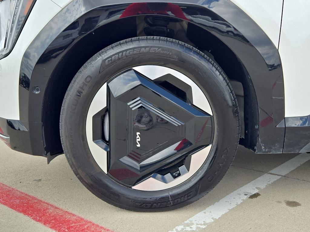 Thumbnail: 2024 Kia EV9 - 8