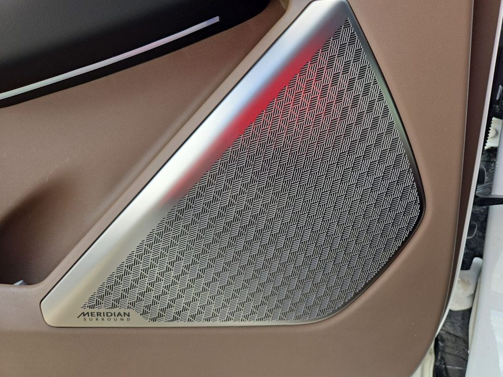 Thumbnail: 2024 Kia EV9 - 32