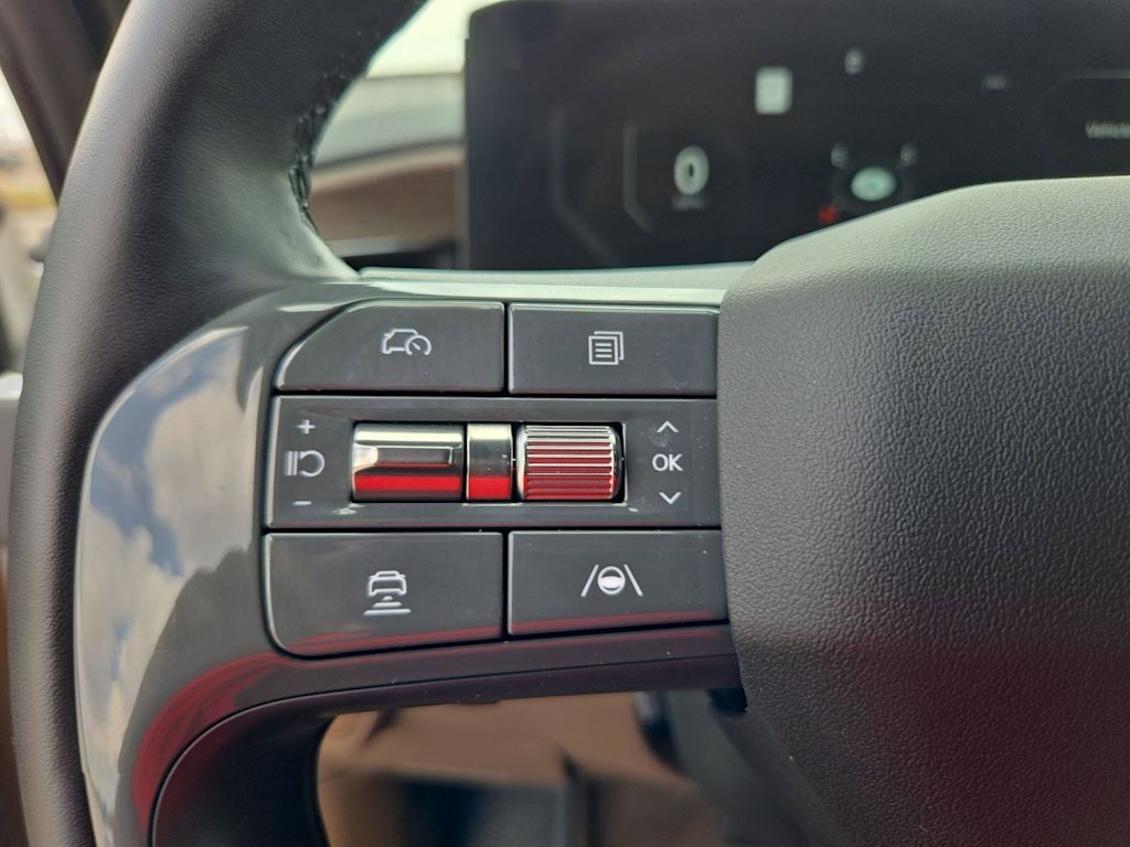 Thumbnail: 2024 Kia EV9 - 28