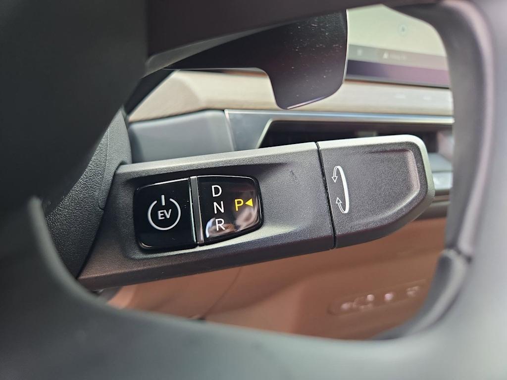 Thumbnail: 2024 Kia EV9 - 34