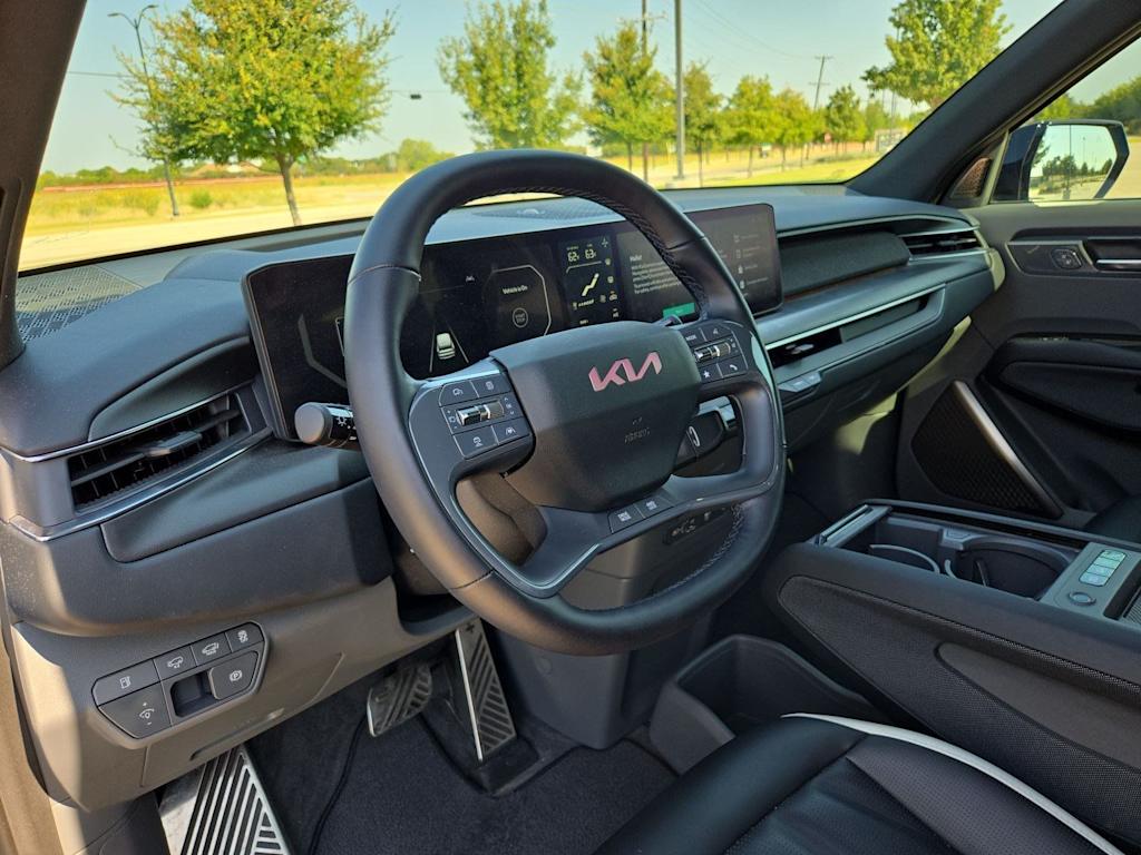 Thumbnail: 2024 Kia EV9 - 2