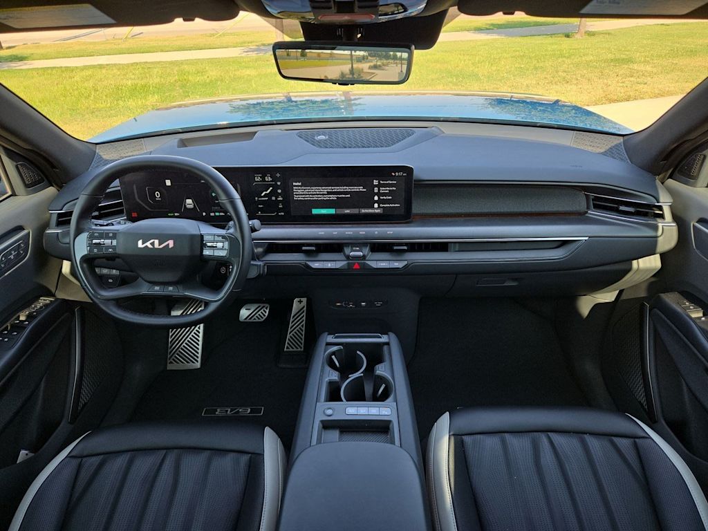 Thumbnail: 2024 Kia EV9 - 9