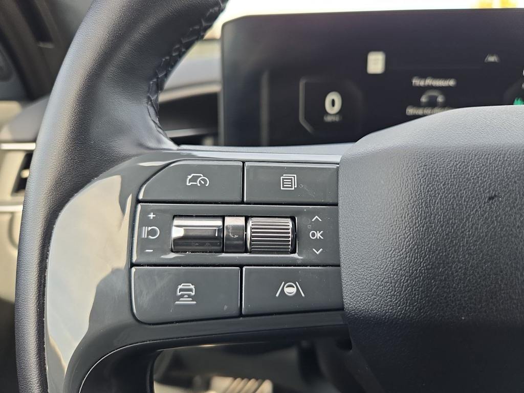 Thumbnail: 2024 Kia EV9 - 27