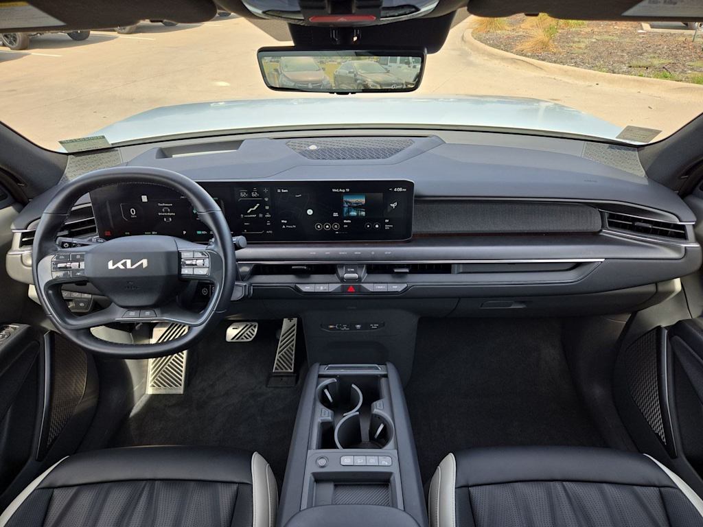 Thumbnail: 2024 Kia EV9 - 8