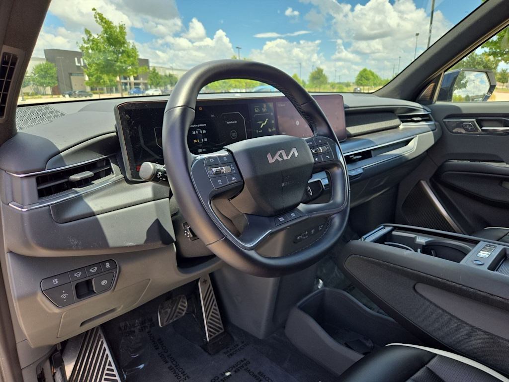 Thumbnail: 2024 Kia EV9 - 2