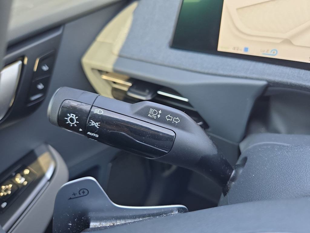Thumbnail: 2023 Kia EV6 - 14