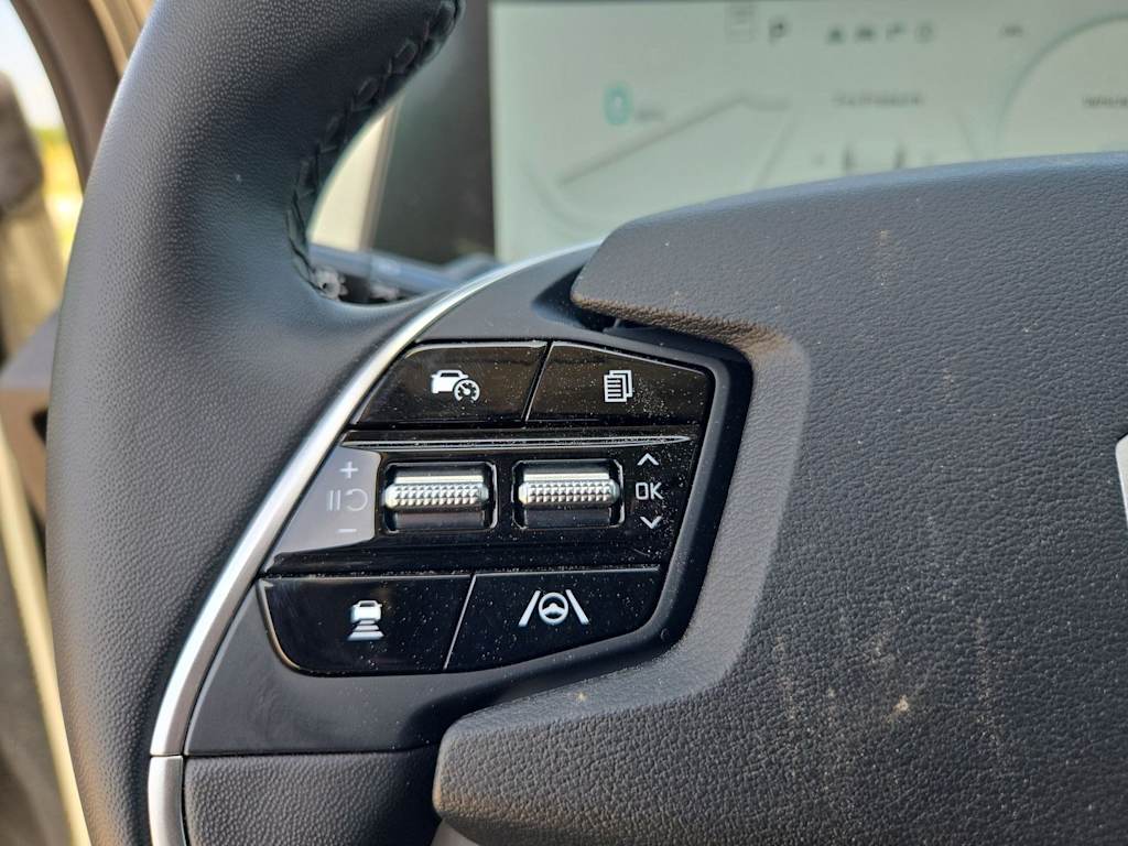 Thumbnail: 2024 Kia EV6 - 24