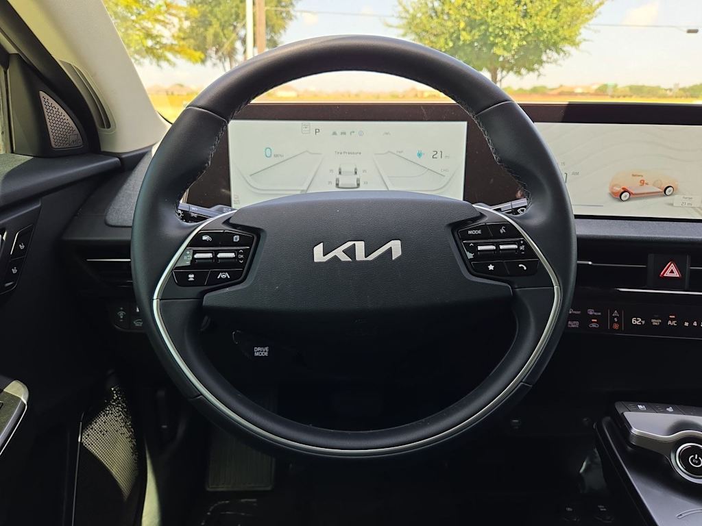 Thumbnail: 2024 Kia EV6 - 13