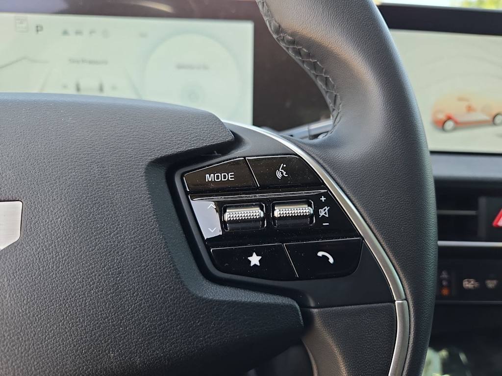 Thumbnail: 2024 Kia EV6 - 25