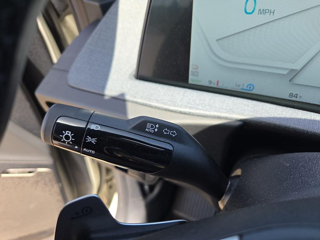Thumbnail: 2024 Kia EV6 - 15