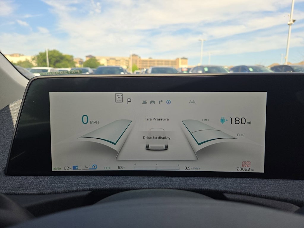 Thumbnail: 2023 Kia EV6 - 33