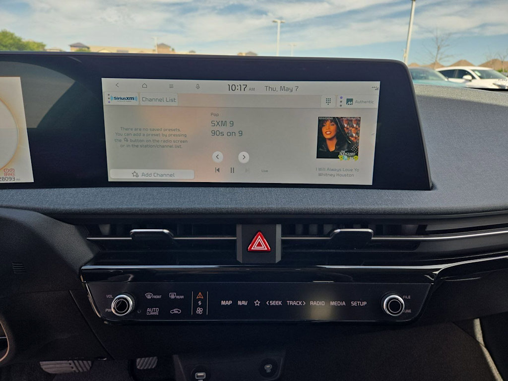 Thumbnail: 2023 Kia EV6 - 14