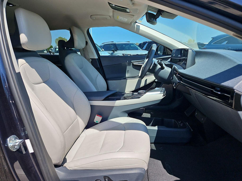 Thumbnail: 2023 Kia EV6 - 9