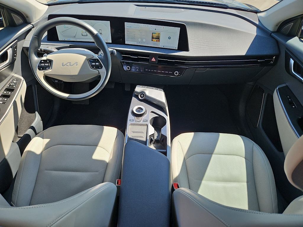 Thumbnail: 2023 Kia EV6 - 7