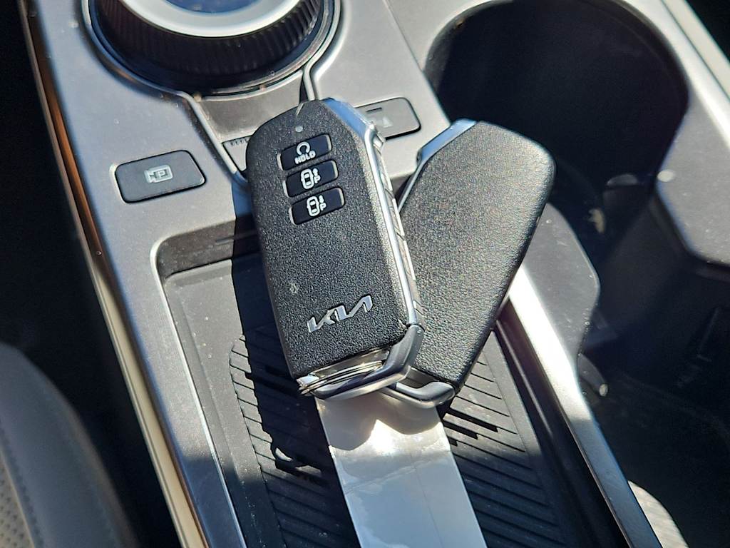 Thumbnail: 2023 Kia EV6 - 35