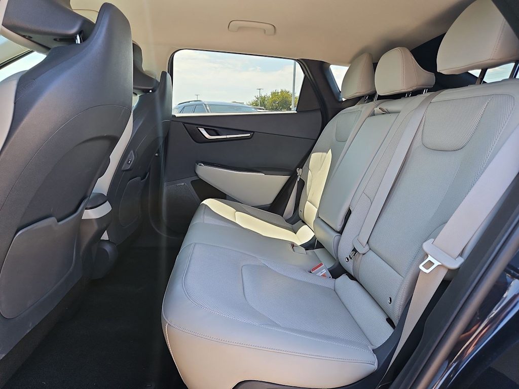 Thumbnail: 2023 Kia EV6 - 24