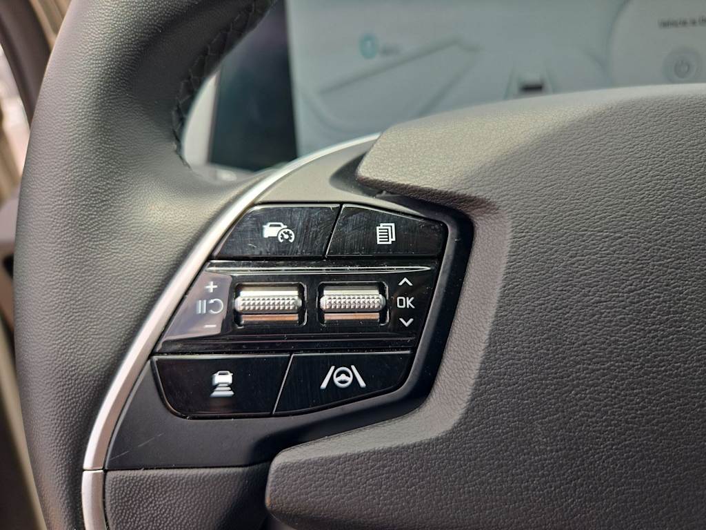 Thumbnail: 2024 Kia EV6 - 25