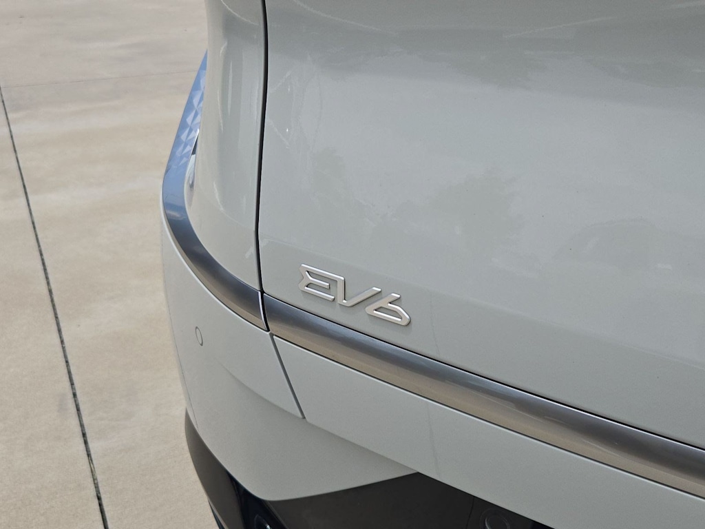 Thumbnail: 2024 Kia EV6 - 21
