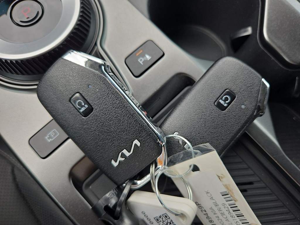Thumbnail: 2024 Kia EV6 - 34