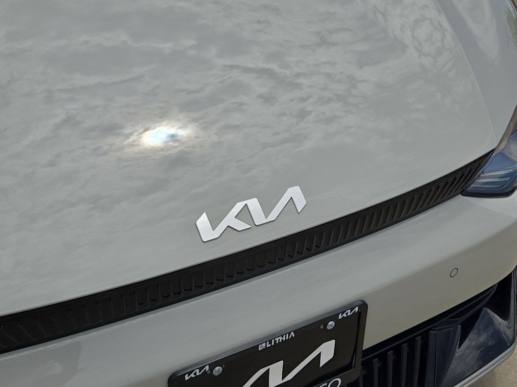 Thumbnail: 2024 Kia EV6 - 6