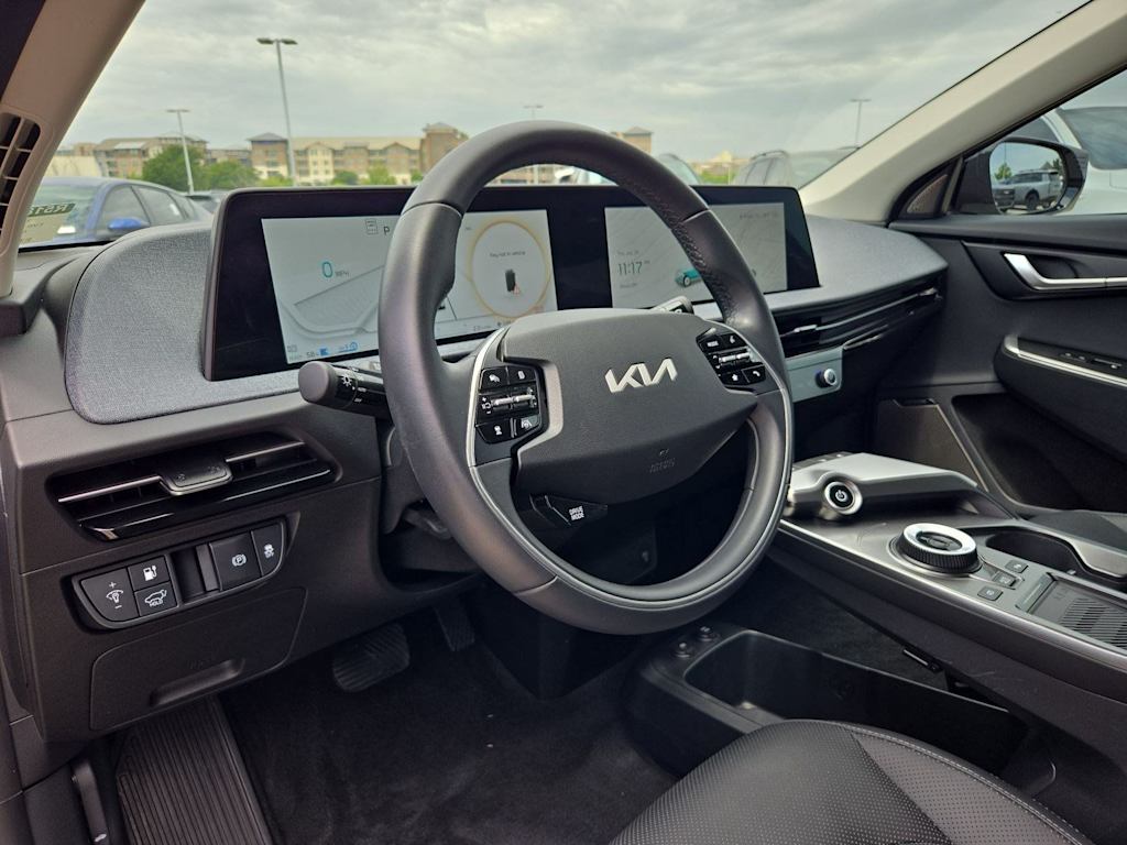 Thumbnail: 2024 Kia EV6 - 2