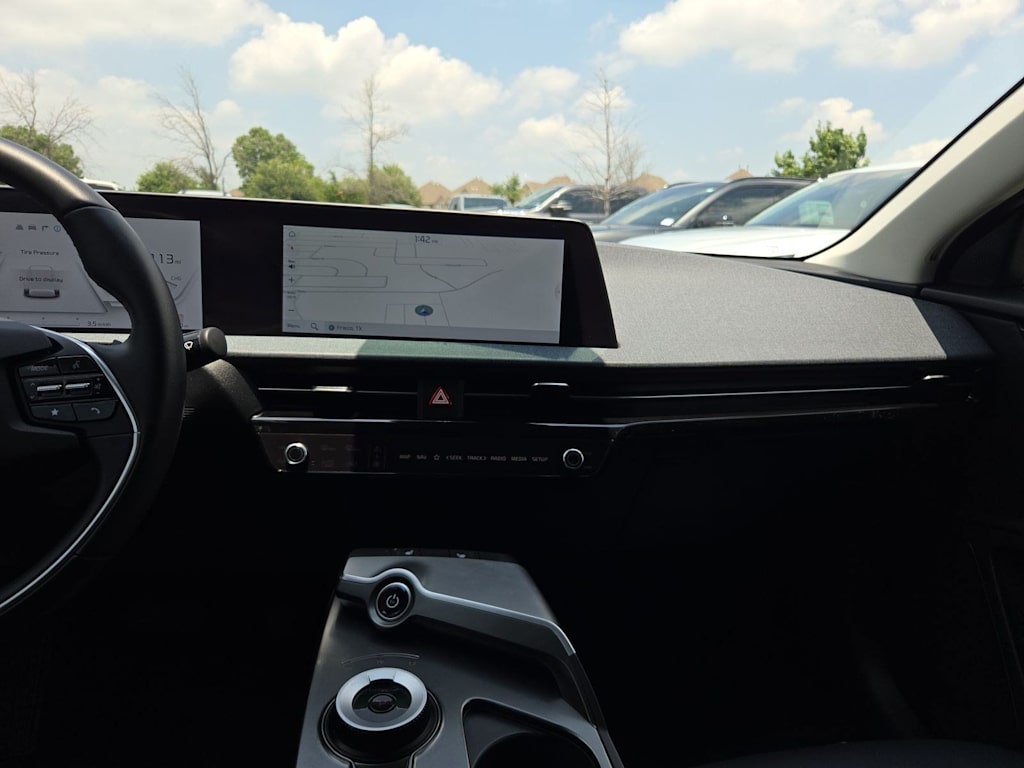 Thumbnail: 2024 Kia EV6 - 11