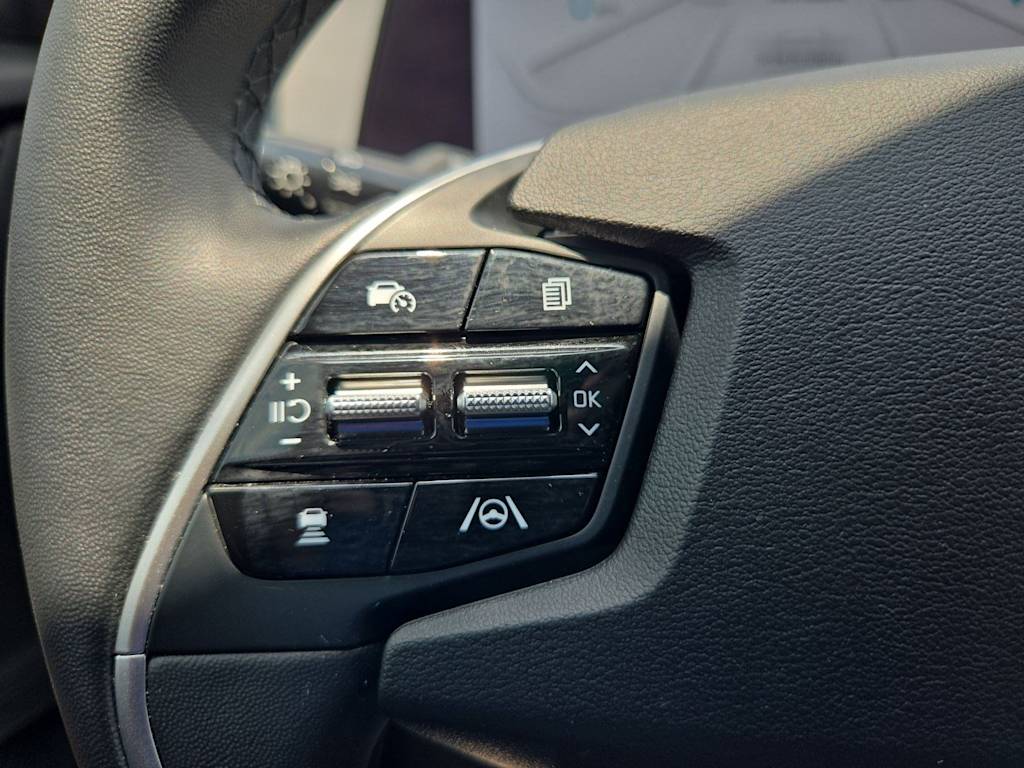 Thumbnail: 2024 Kia EV6 - 30